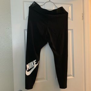 Nike Leg-A-See High Rise Plus Size Leggings